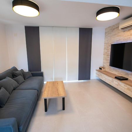 Villa Lipovac 特罗吉尔 外观 照片