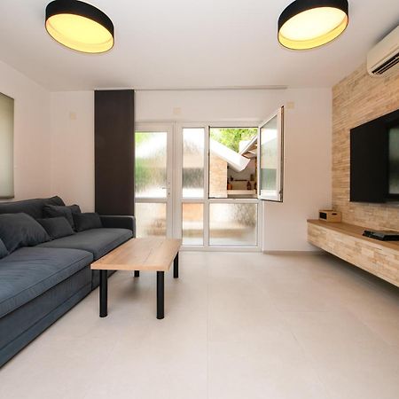 Villa Lipovac 特罗吉尔 外观 照片